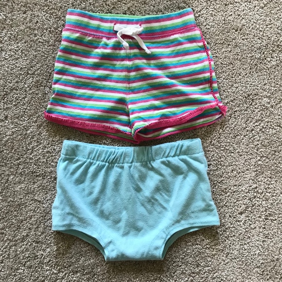 🍁5/10$!! Set of 2 Bloomers/Shorts - Picture 1 of 8